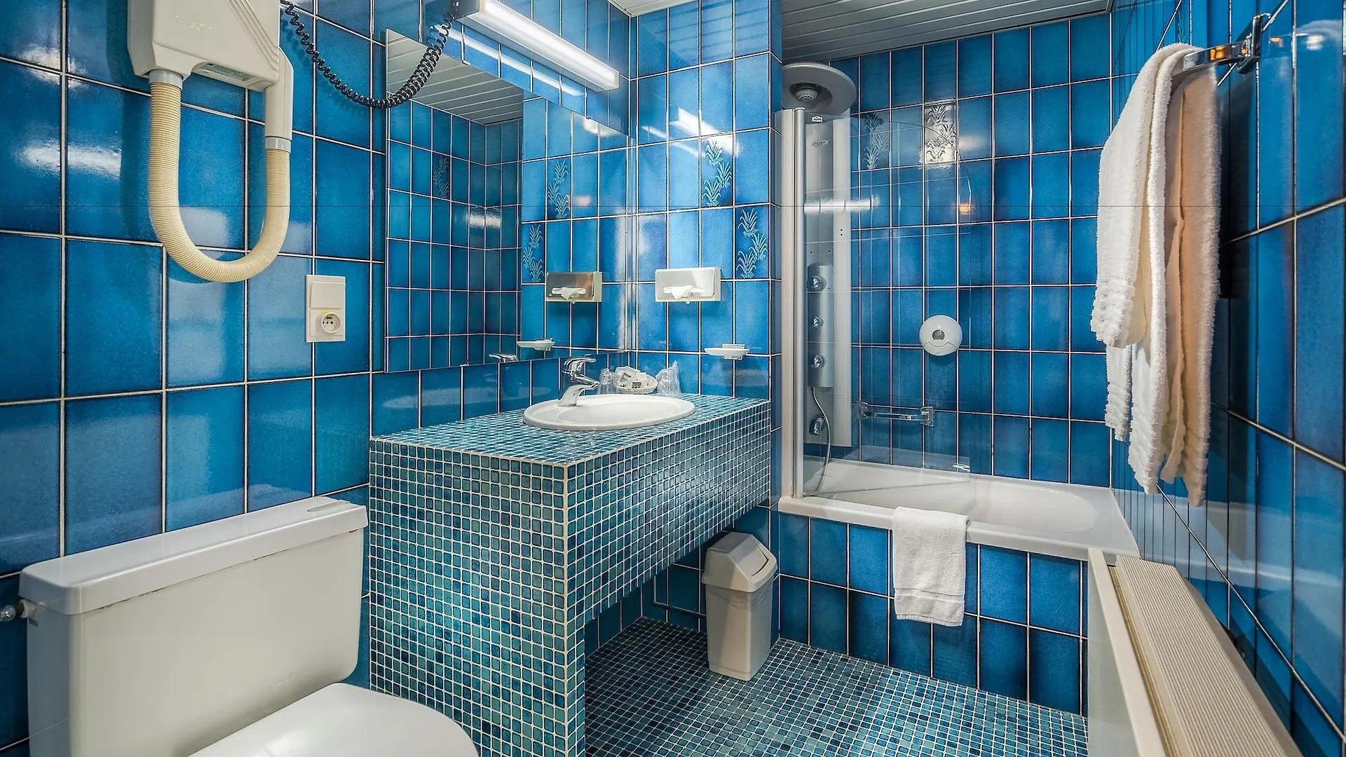 Hotel 322 Lambermont Brussels