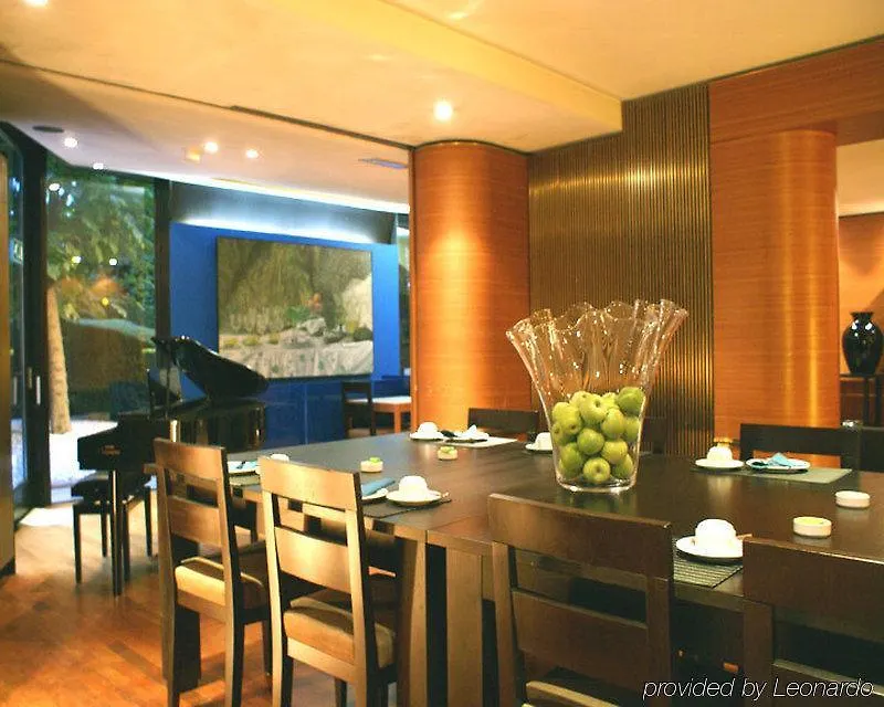 Hotel 322 Lambermont Brussels