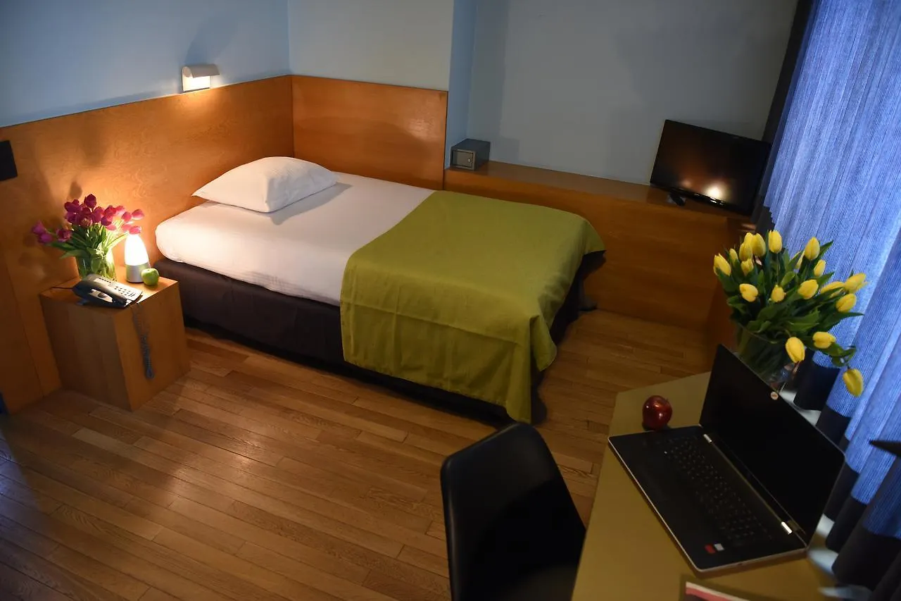 Hotel 322 Lambermont Brussels